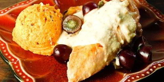 Рецепт курицы под сливочным соусом