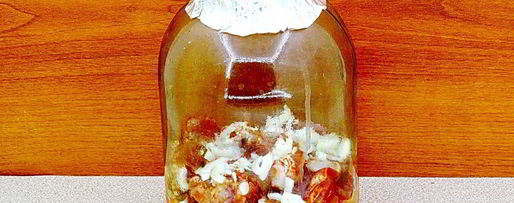 Шаг 9: курицы с картошкой в банке