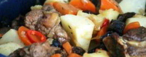 Шаг 11: острой баранины с овощами и черносливом