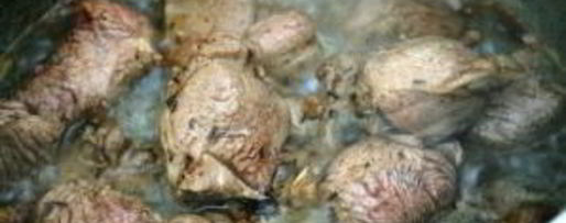 Шаг 2: острой баранины с овощами и черносливом