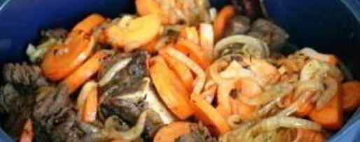 Шаг 5: острой баранины с овощами и черносливом