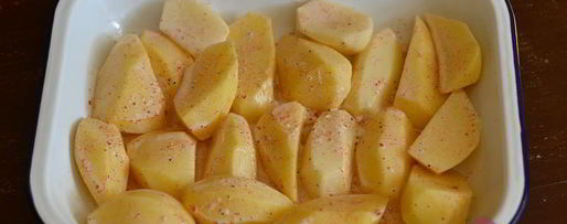 Шаг 2: ребрышек с картошкой в духовке