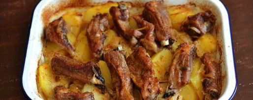 Шаг 4: ребрышек с картошкой в духовке