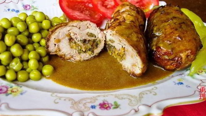 Рецепт Свинины, фаршированной курагой и луком