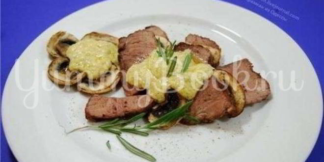 Рецепт свинины с горгондзолловым соусом