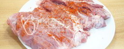 Шаг 3: свинины в рукаве в духовке