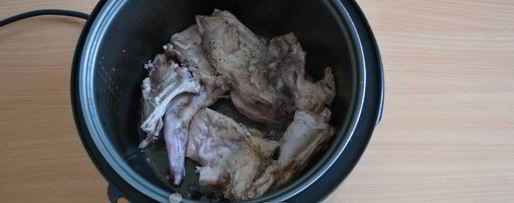 Шаг 6: тушеного кролика с картошкой в мультиварке