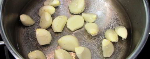 Шаг 11: запеченной бараньей ножки с чесноком в качестве гарнира