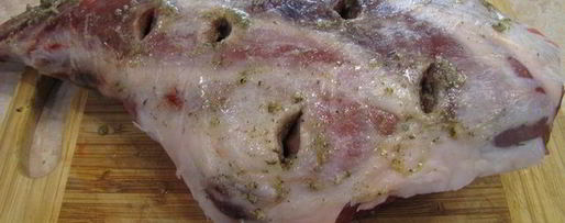 Шаг 4: запеченной бараньей ножки с чесноком в качестве гарнира