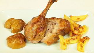 Рецепт Запеченного гуся, фаршированного яблоками