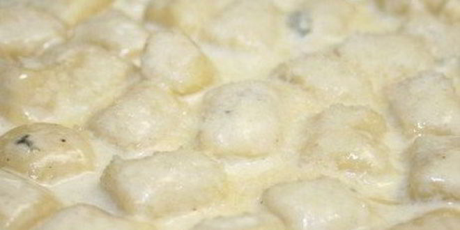 Рецепт ньокков в сливочном соусе с беконом