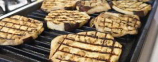 Шаг 1: баклажана на гриле