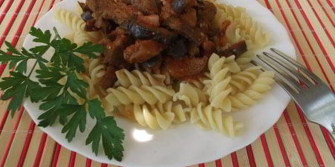 Рецепт баклажанов с мясом