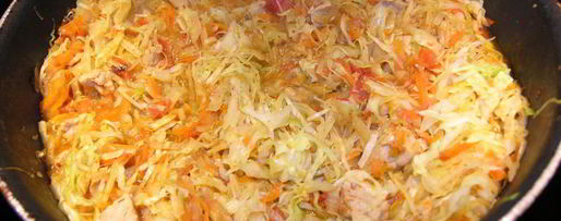 Шаг 8: капусты, тушенной со свининой