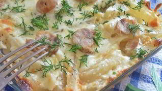 Рецепт Картофеля, запеченного с говядиной под сырно-сметанным соусом