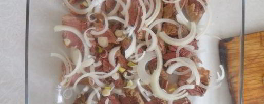 Шаг 1: картофеля, запеченного с говядиной под сырно-сметанным соусом