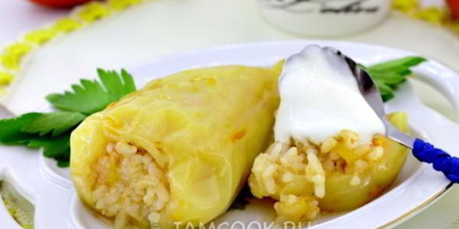 Рецепт перца, фаршированного овощами и рисом