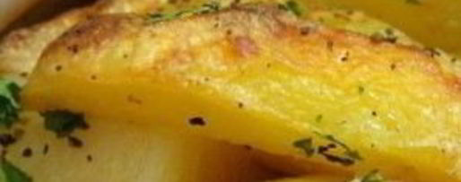 Шаг 10: тушеной картошки в горшочках