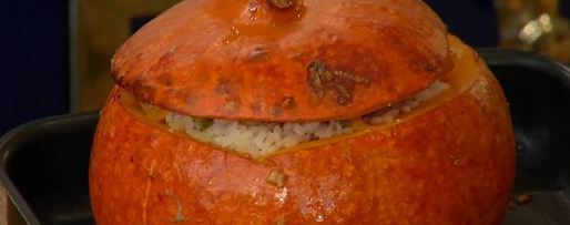 Шаг 7: тыквы, фаршированной рисом и сухофруктами