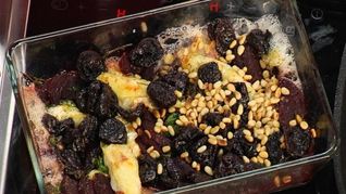 Рецепт Запеченной свеклы с козьим сыром