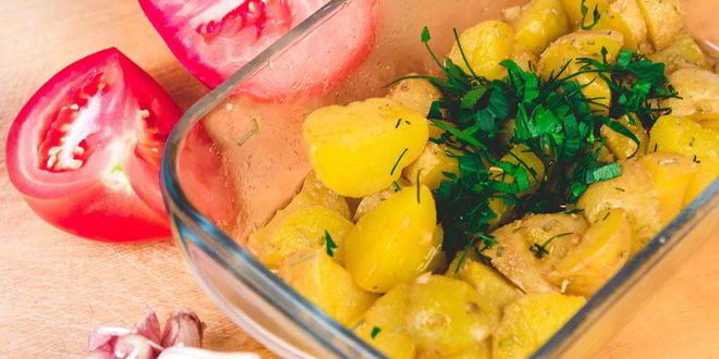 Рецепт запеченного картофеля в микроволновке