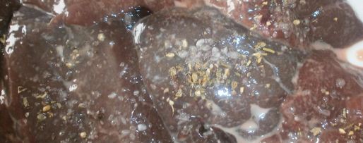 Шаг 8: говяжьей печени с яблоками и луком по-берлински