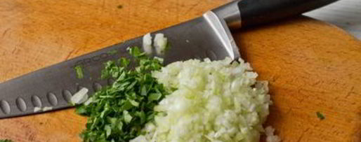 Шаг 4: кроличьей печени с луком в конверте из пергамента