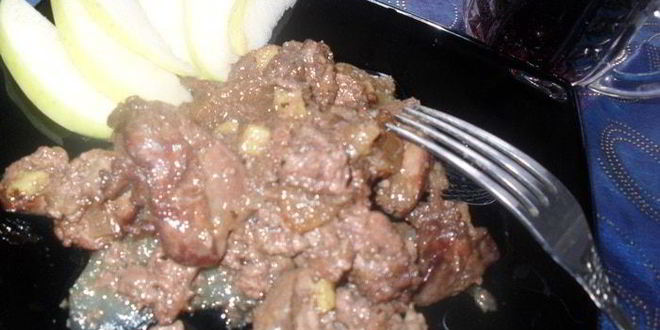 Рецепт куриной печени с яблочно-имбирным соусом