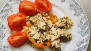 Рецепт Куриной печени в сметане тушеная