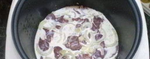 Шаг 2: куриной печени в сметане в мультиварке