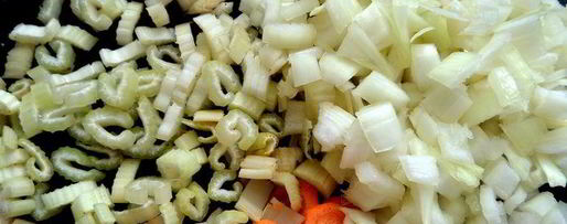 Шаг 3: печени в горшочке в сметанно-томатном соусе с овощами