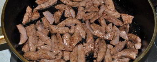 Шаг 2: печени в сливочном соусе бешамель