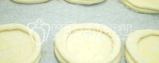 Шаг 2: волованов с печенью трески