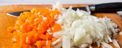 Шаг 4: жареной куриной печени с яблоками и сладким перцем