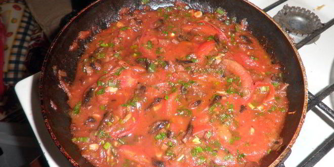 Рецепт пельменей с томатным соусом