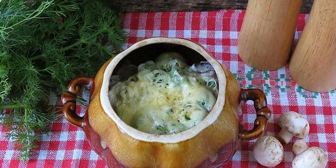 Рецепт пельменей в горшочках с грибами