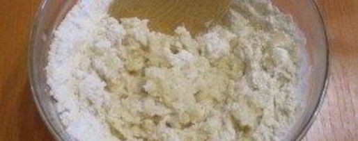 Шаг 2: теста для пельменей на кипятке