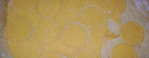 Шаг 4: тыквенных пельмешков