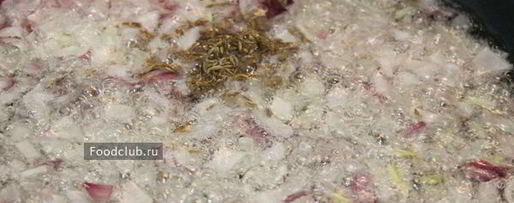 Шаг 2: откидного плова с курицей и курагой