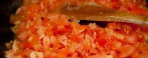 Шаг 4: паэльи с курицей и морепродуктами