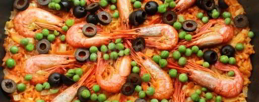 Шаг 6: паэльи с помидорами луком креветками