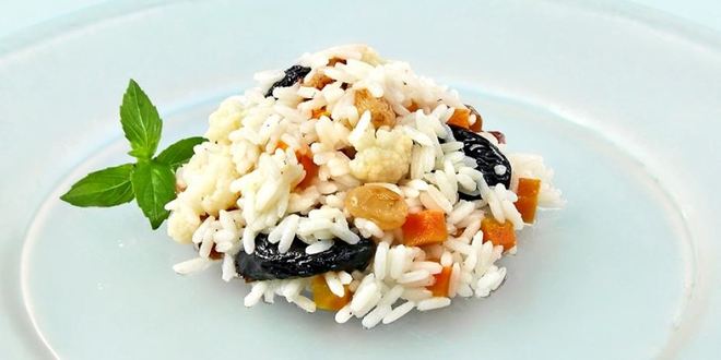 Рецепт плова из риса с овощами и фруктами