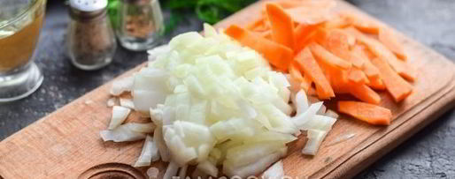 Шаг 3: плова с фаршем в мультиварке