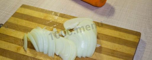 Шаг 1: плова с курагой и изюмом