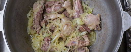 Шаг 2: плова в казане