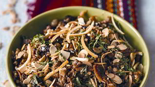 Рецепт Тунисского пилава из булгура с курицей и сухофруктами