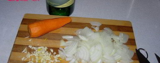 Шаг 1: фрикасе из кролика с тимьяном