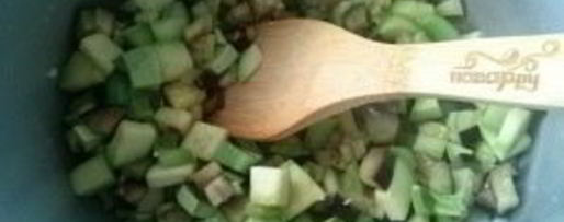 Шаг 2: овощного рагу с баклажанами и кабачками