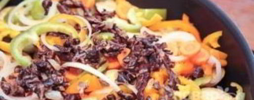 Шаг 2: овощного рагу с фрикадельками