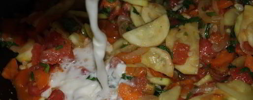 Шаг 7: овощного рагу с кинзой